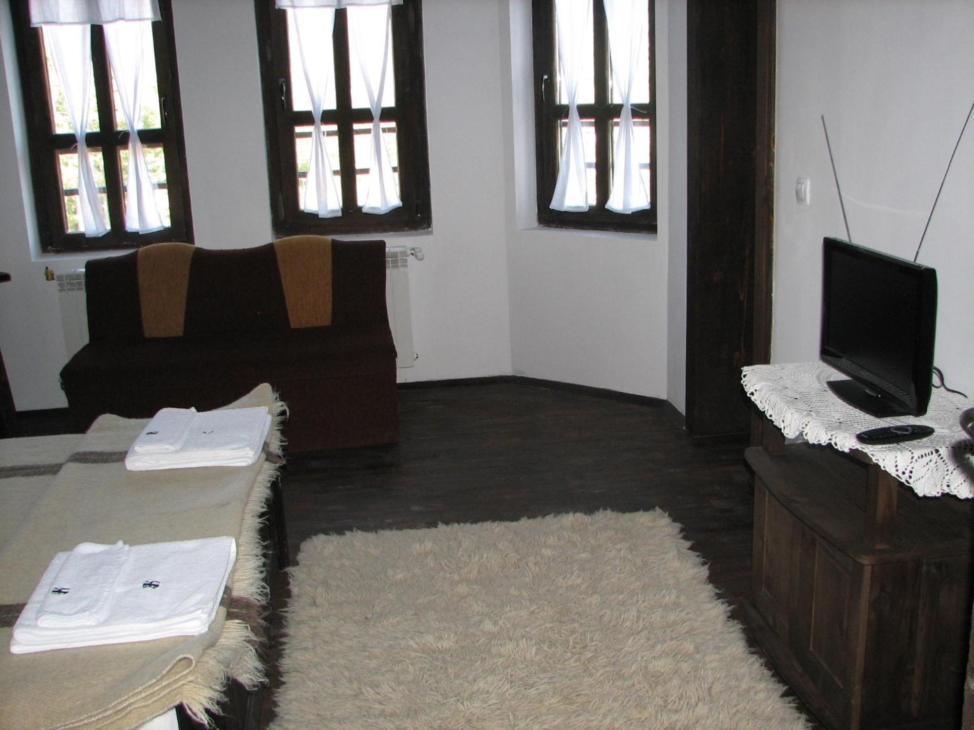 Family Hotel Kalifer คาโลเฟอร์ ภายนอก รูปภาพ