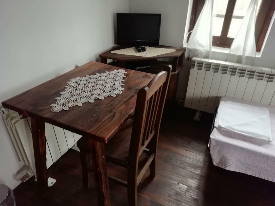 Family Hotel Kalifer คาโลเฟอร์ ภายนอก รูปภาพ